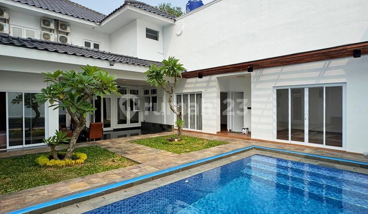 Rumah dan Kantor Terawat di Jalan Cipete Raya Sangat Jarang Ada