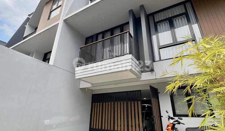 Nice Well-Maintained House in Kemang Ampera Dalam Complex, Very Rarely Available 2
