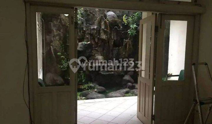 Dijual Cepat Rumah di Menteng Lokasi Strategis  2