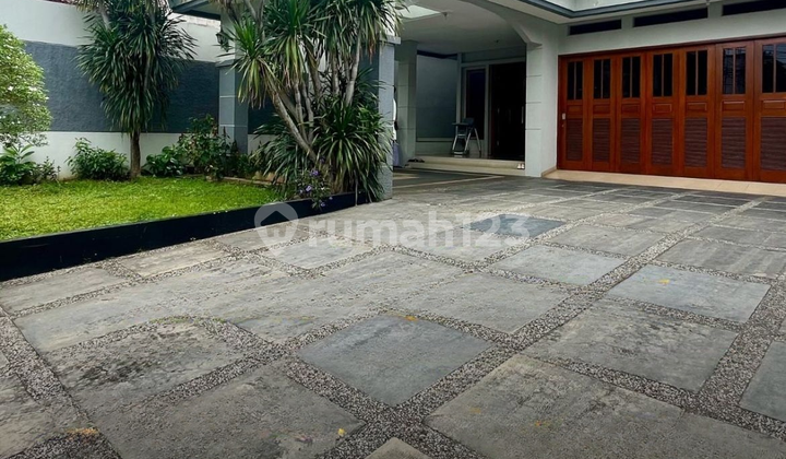 Rumah di Cipete Tanah Luas Harga Menarik Sangat Jarang Ada Rumah di Cipete Tanah Luas Harga Menarik Sangat Jarang Ada