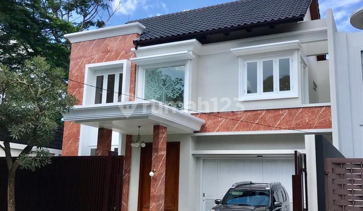 Rumah Mewah di Bintaro Sektor 1 Siap Huni Sangat Jarang Ada Rumah Mewah di Bintaro Sektor 1 Siap Huni Sangat Jarang Ada