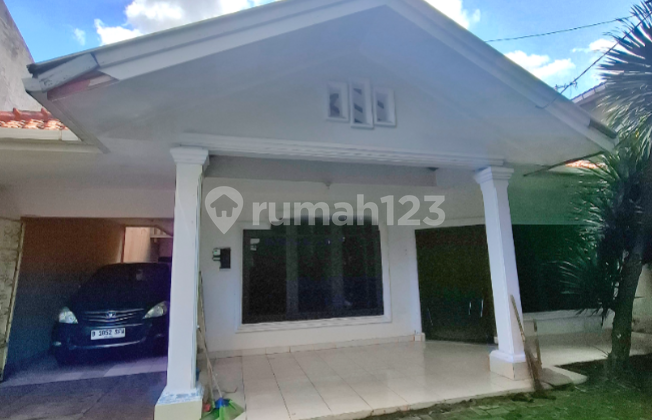 Rumah Siap Huni Terawat Strategis Dekat Stasiun MRT Cipete