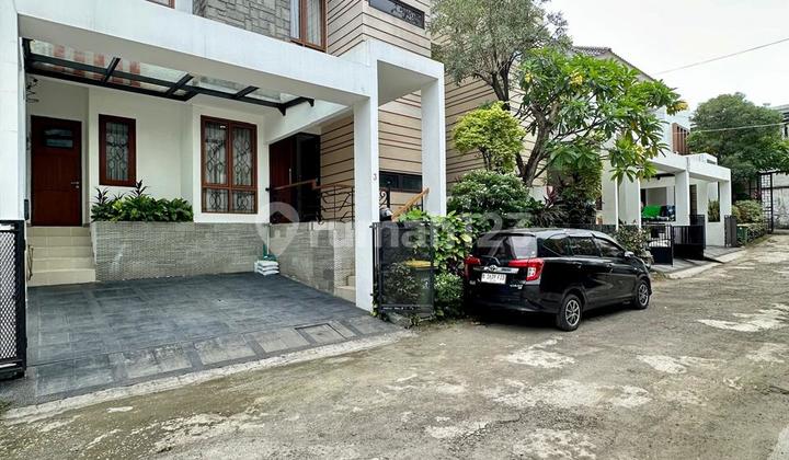 Turun Harga Rumah Siap Huni Terawat di Kebayoran Baru Sangat Jarang Ada