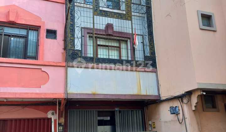 Rainbow Shop House Taman Palem