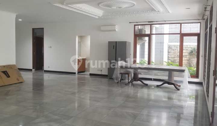 Rumah sewa area kuningan bisa di jadikan offfice ataupun hunian  2