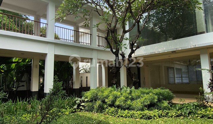 Rumah sewa Menteng sangat luas lokasi strategis ada 3gates  2