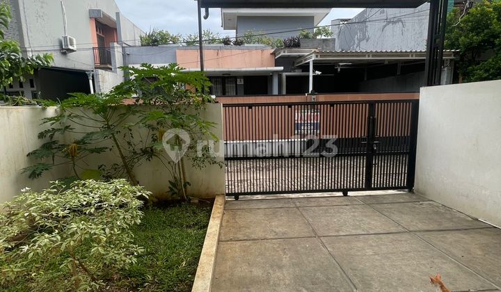 Rumah di Jati Cempaka Dekat LRT dan Pintu Tol Siap Huni,Shm Rumah di Jati Cempaka Dekat LRT dan Pintu Tol Siap Huni,Shm
