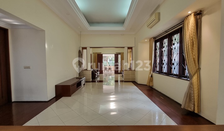 rumah sewa area tenang menteng jakarta pusat 2