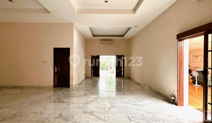 Rumah tua hitung tanah row jalan lebar area menteng jakarta pusat 2