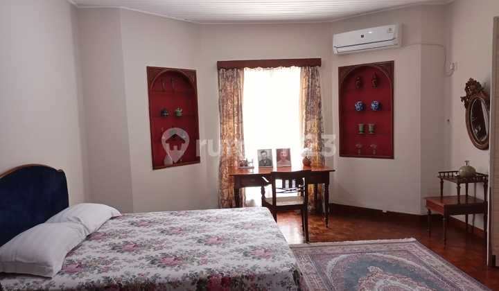 Beautiful house in Central Jakarta area near Menteng ready to occupy Beautiful house in Central Jakarta area near Menteng ready to occupy