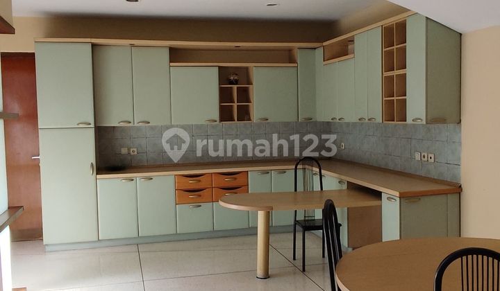 Rumah Menteng siap huni bisa untuk tempat tinggal / office 2