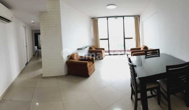 Unit apartemen Taman Rasuna di bawah NJOP , nego sampai deal 