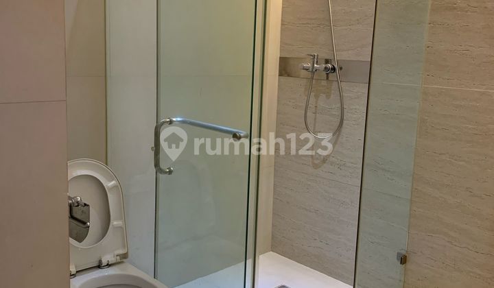 Rumah Menteng siap huni bisa hunian ataupun silence office  2