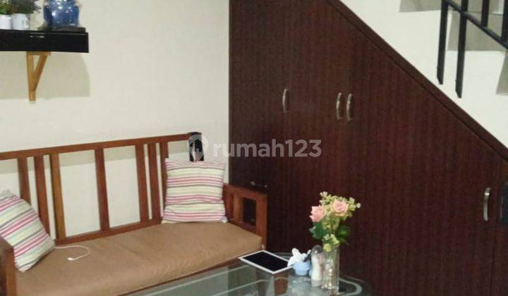 Dijual Rumah 3 Lantai SHM Sudah Renovasi 2