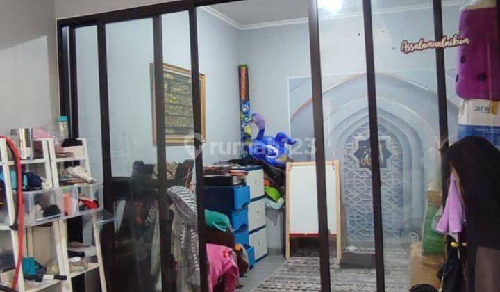 Dijual Rumah 2 Lantai di Wisteria Keppelland  2