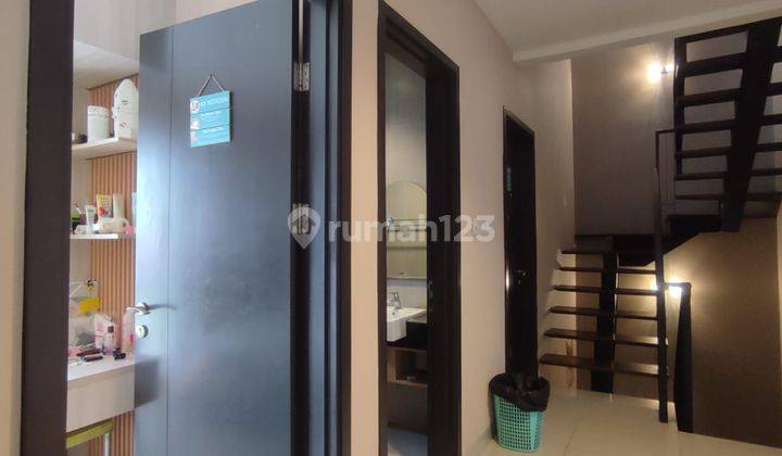 Dijual Rumah 2 Lantai di Wisteria Keppelland  2