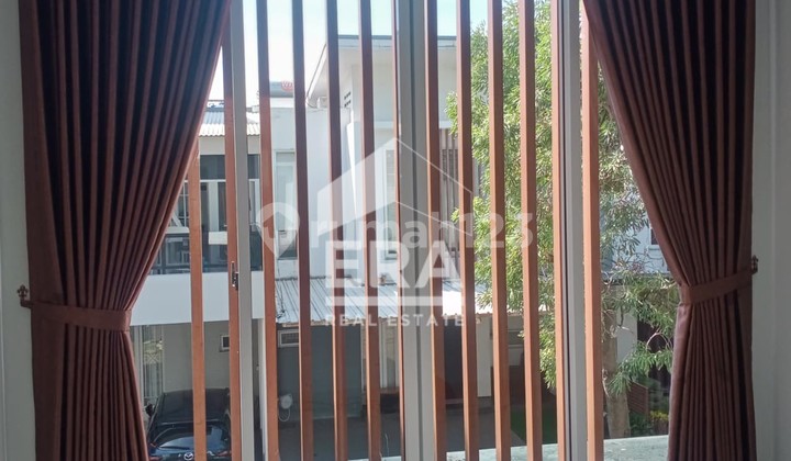 RUMAH SIAP HUNI DI BINTARO RUMAH SIAP HUNI DI BINTARO