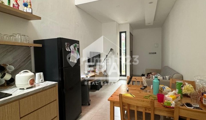 Rumah Siap Huni di Graha Raya, Tangerang Selatan