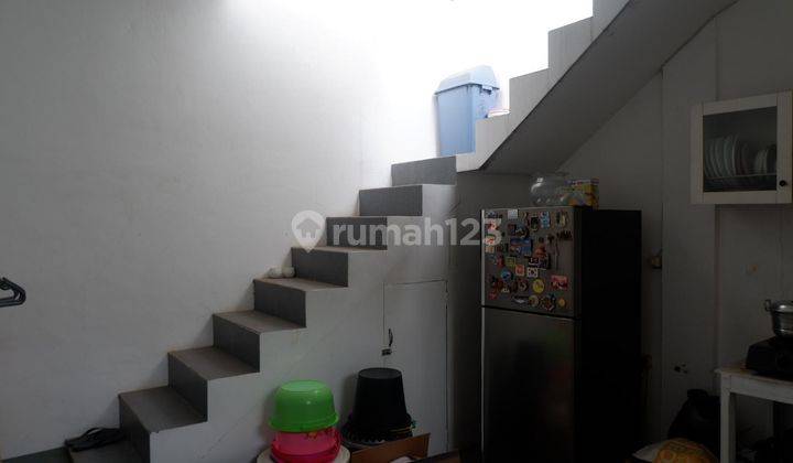 Disewakan Rumah Cantik Gaya Skandinavian Bogor Barat 2