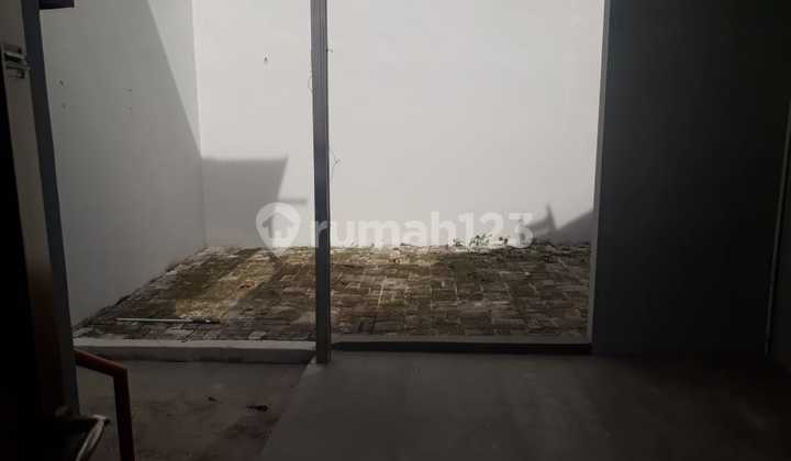 For Sale Cheap House in Bintaro South Tangerang 2