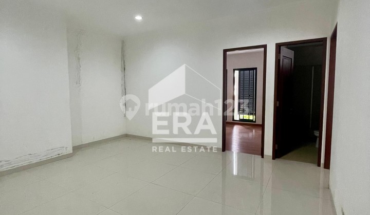 READY-TO-OCCUPY HOUSE IN PASAR MINGGU JAKARTA 2