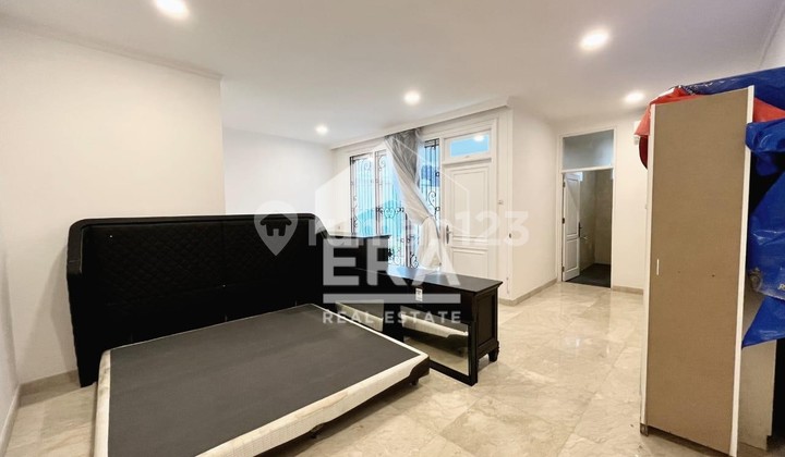 READY-TO-OCCUPY HOUSE IN PONDOK INDAH, SOUTH JAKARTA