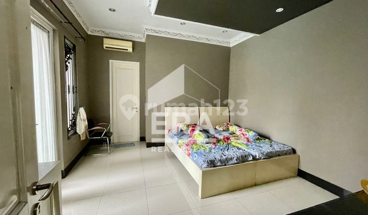 READY-TO-OCCUPY HOUSE IN KEBON JERUK, WEST JAKARTA 2