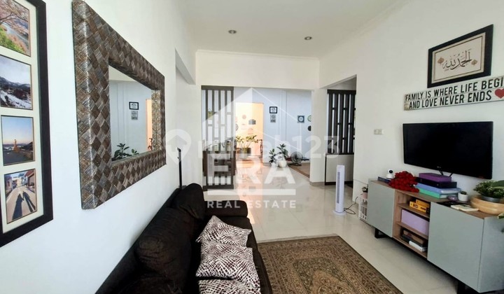 Ready-to-Occupy House in Graha Raya, Bintaro