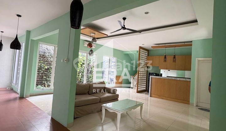 Ready-to-Occupy House in Sector 7, Bintaro