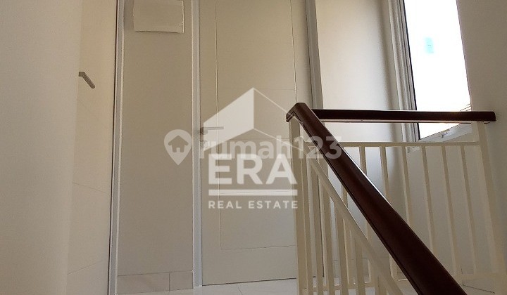 Ready-to-Occupy House in Tangerang