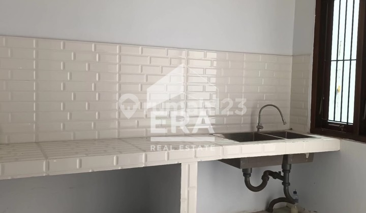 RUMAH SIAP HUNI DI BINTARO JAYA