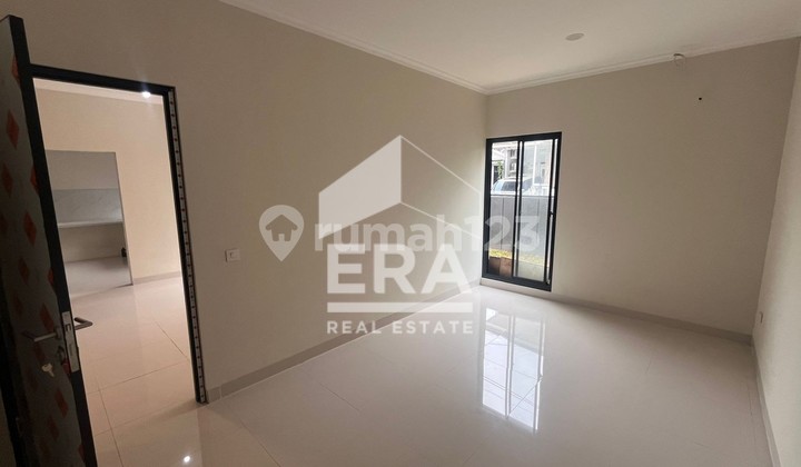 Rumah Siap Huni di Sektor 9,Tangerang Selatan