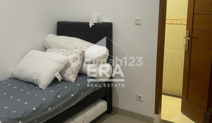 Ready-to-Live House in Bintaro 2