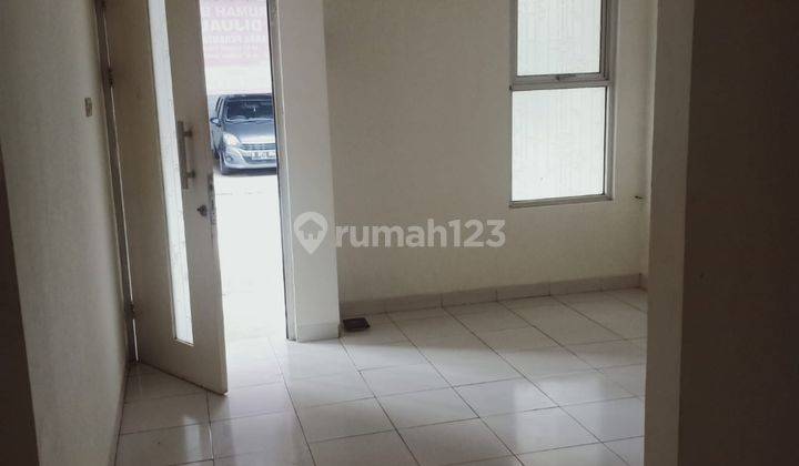 Rumah 2 Lantai Lokasi Serpong 15 Menit Ke Mall AEON Rumah Unfurnished Bagus SHM - Sertifikat Hak Milik di Serpong 2