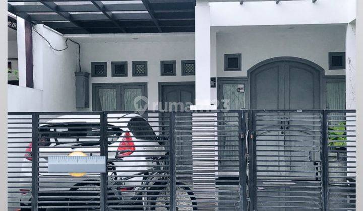 Rumah rapi siap huni Ciledug 3 menit ke Halte Transjakarta 13 Rumah Bagus SHM - Sertifikat Hak Milik di Ciledug 1