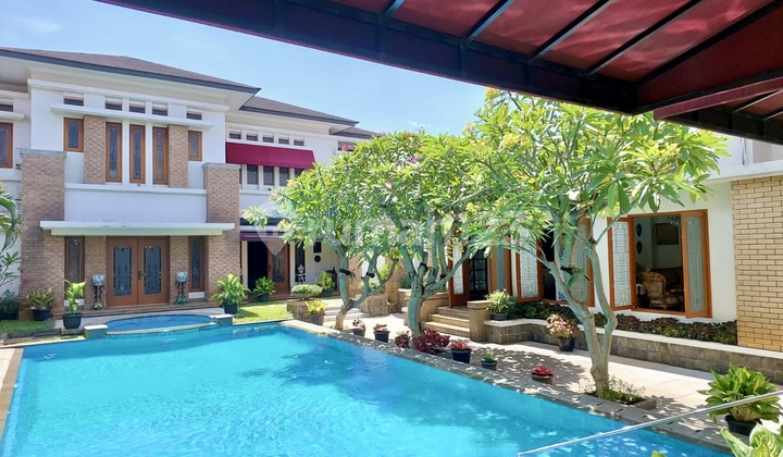 Rumah Mewah Kemang Jakarta Selatan Dengan Private Pool