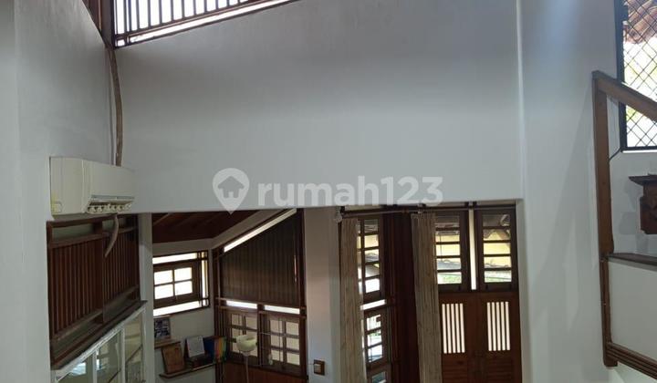 Rumah Bergaya Jepang Semi Furnished di Bintaro Sektor 5 - Tangerang Selatan 2