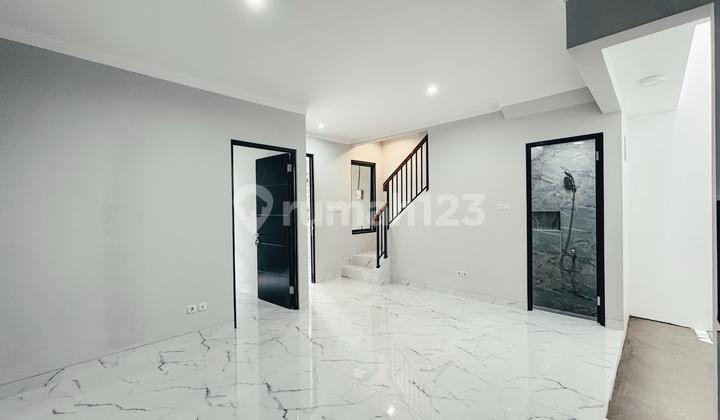 Dijual Rumah Kiwi Graha Bintaro Brand New, 2 Lantai,harga Negooo!!! 2
