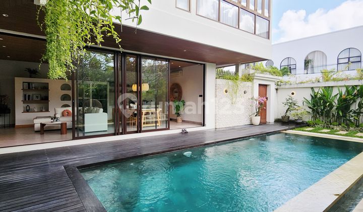 vila modern minimalis e bedsroom di umalas vila modern minimalis e bedsroom di umalas