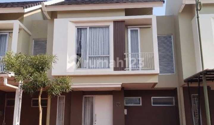 House for Sale in Malibu Village, Gading Serpong 1