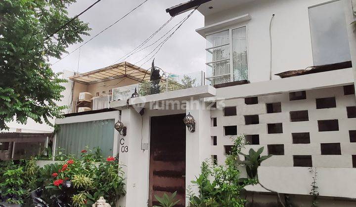 2 Storey House in Sunset Garden Housing Complex Block C No 3, 
Sunset Road, Bali, Badung 1