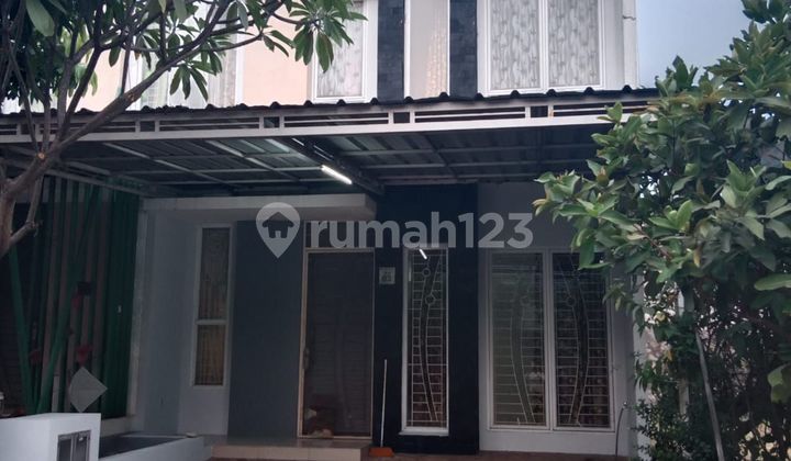 Rumah Homey  3 Lantai Siap Huni, Nyaman, Asri