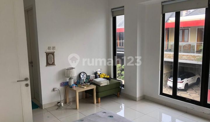 Rumah Hook Dalam Cluster Melia,graha Raya*mei 2