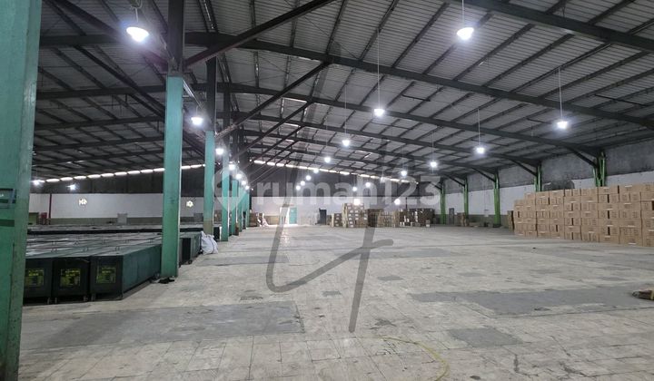 Warehouse Ready to Use in Leuwigajah 5 Minutes to Baros Toll RoadSuitable for Food Production