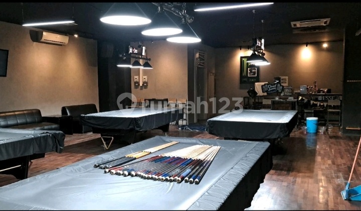 Ruang Usaha 3 Lantai Di Sayap Alun Alun Ex Tempat Hiburan