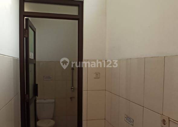 Ruang Usaha Cigadung Bandung Lokasi Strategis Dekat Minimarket  12