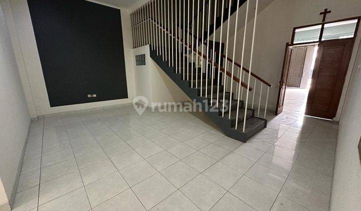 2 Ruko Blong Jadi Satu Cakep Banget Untuk Cari Cuan, Area Strategis Rame Banget Di Terusan Cibaduyut 3