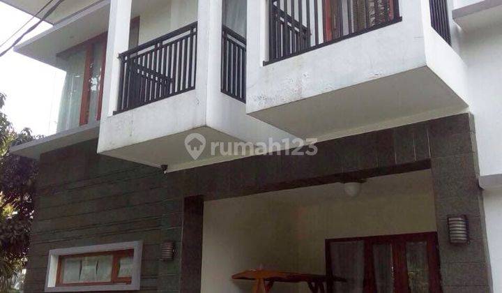 DI JUAL MELALUI LELANG 4,9 M Rumah Tinggal Luas Dengan Tata Ruang Yang Cakep Lokasi Strategis, Di Sayap Sukajadi 1