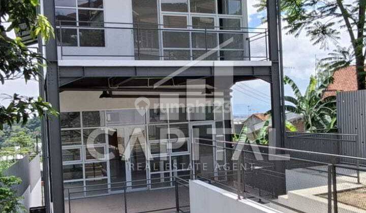 Turun Harga Rumah Tinggal Design Industrial Minimalis 1