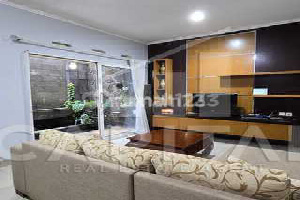 Turun Harga !!! Rumah Cantik, Bersih Terawat, Siap Huni, Full Furnished Di Cluster One Gate System Cigadung Timur Bandung Utara Turun Harga !!! Rumah Cantik, Bersih Terawat, Siap Huni, Full Furnished Di Cluster One Gate System Cigadung Timur Bandung Utara
